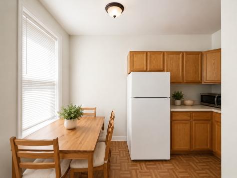 1635 West Morse Avenue Chicago IL 60626