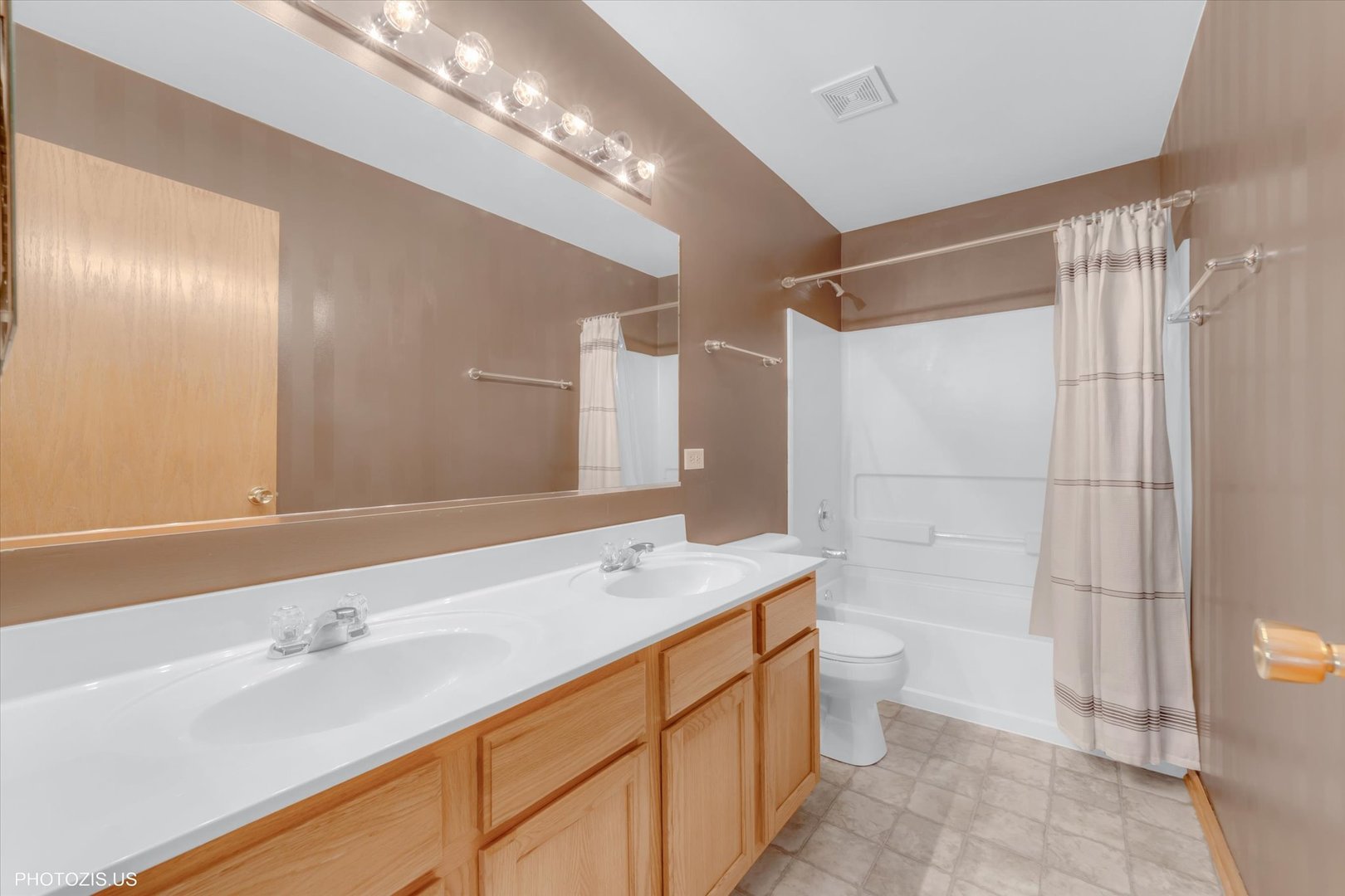 24525 Champion Drive Plainfield IL 60585