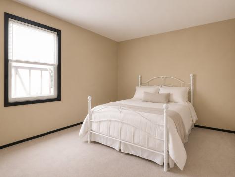 304 Creekside Court Vernon Hills IL 60061