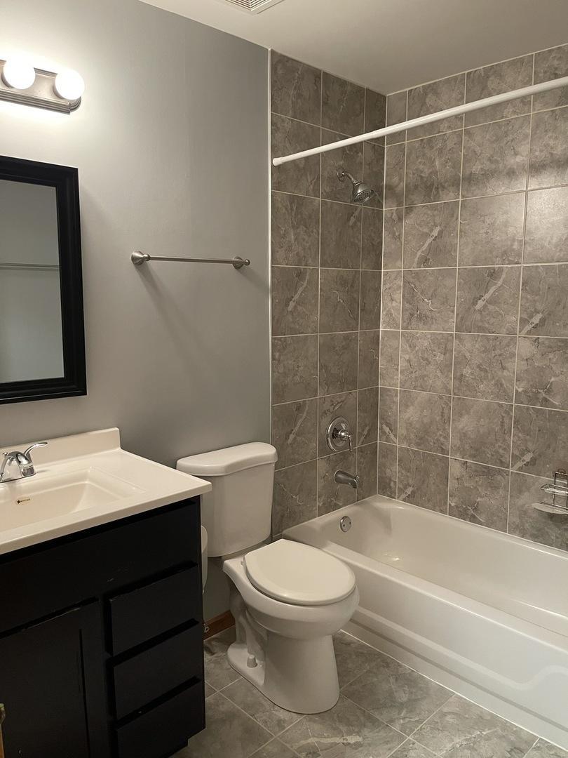 2554 Warm Springs Lane Naperville IL 60564