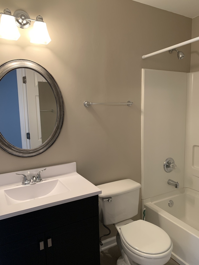 2454 Frost Drive Aurora IL 60503