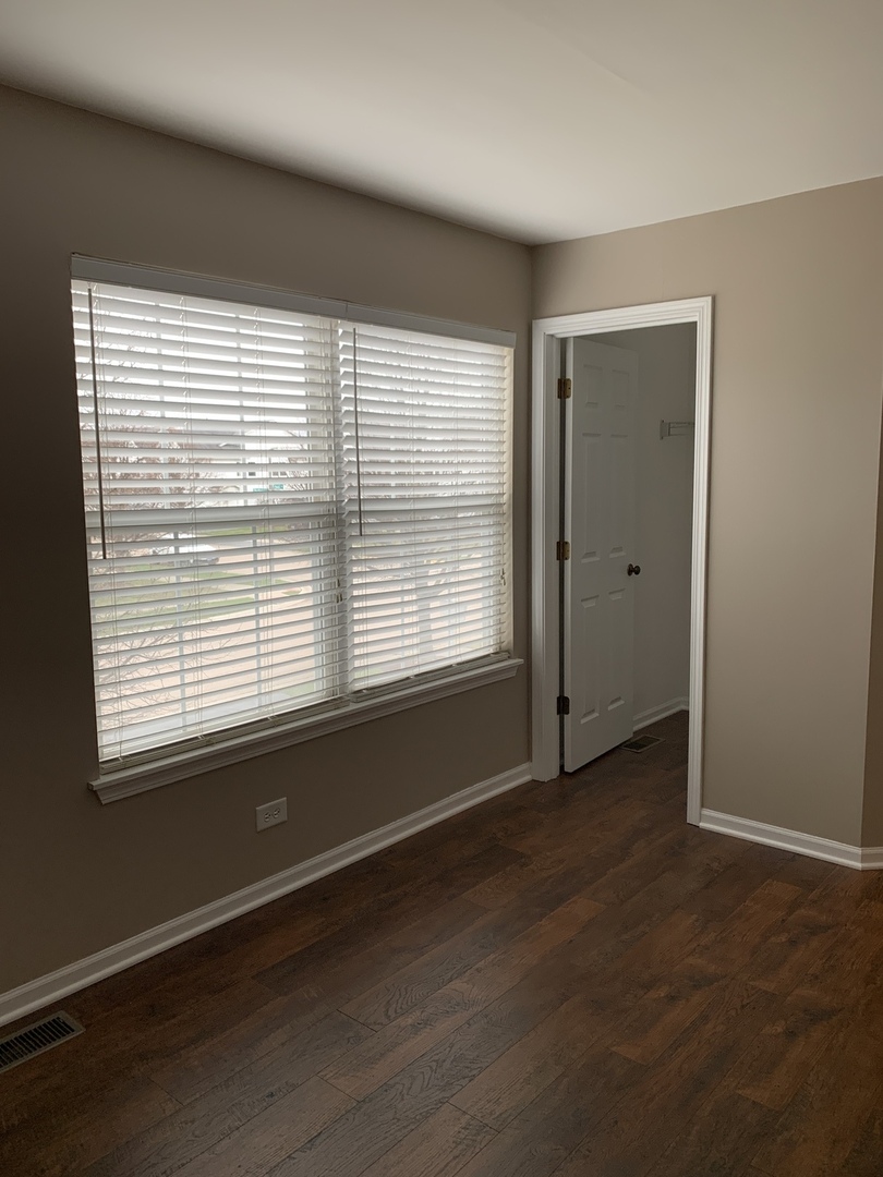2454 Frost Drive Aurora IL 60503