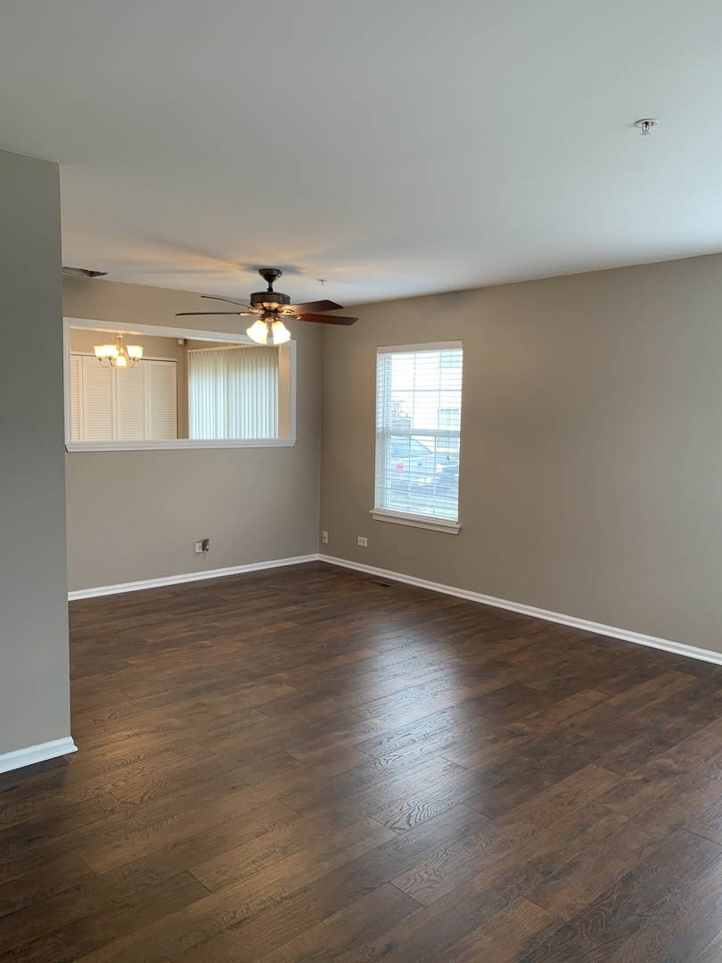2454 Frost Drive Aurora IL 60503