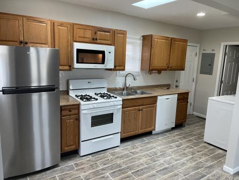 519 North Waukegan Road Lake Bluff IL 60044