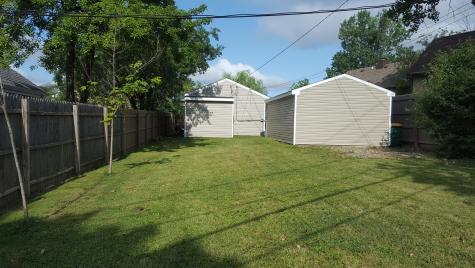 519 North Waukegan Road Lake Bluff IL 60044
