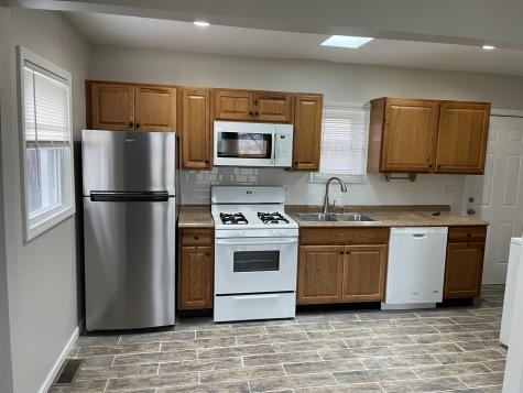 519 North Waukegan Road Lake Bluff IL 60044