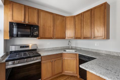 7326 North Damen Avenue Chicago IL 60645