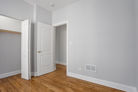 7326 North Damen Avenue Chicago IL 60645