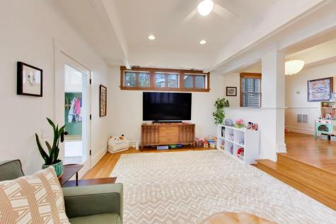 3926 North Ridgeway Avenue Chicago IL 60618