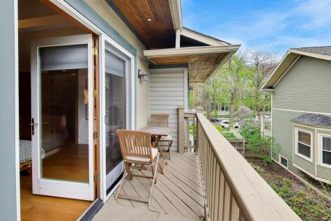 3926 North Ridgeway Avenue Chicago IL 60618