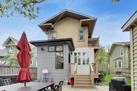 3926 North Ridgeway Avenue Chicago IL 60618