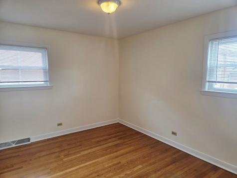 8537 West Foster Avenue Chicago IL 60656