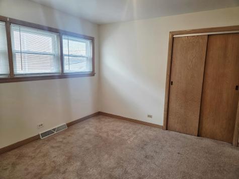 8537 West Foster Avenue Chicago IL 60656