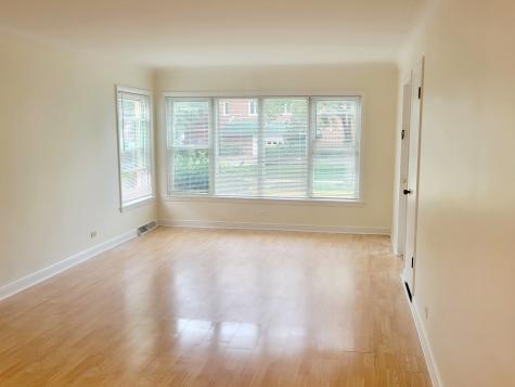 8537 West Foster Avenue Chicago IL 60656