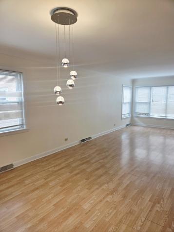 8537 West Foster Avenue Chicago IL 60656