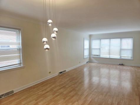 8537 West Foster Avenue Chicago IL 60656
