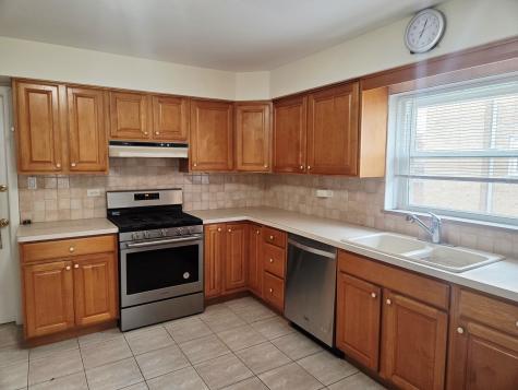 8537 West Foster Avenue Chicago IL 60656
