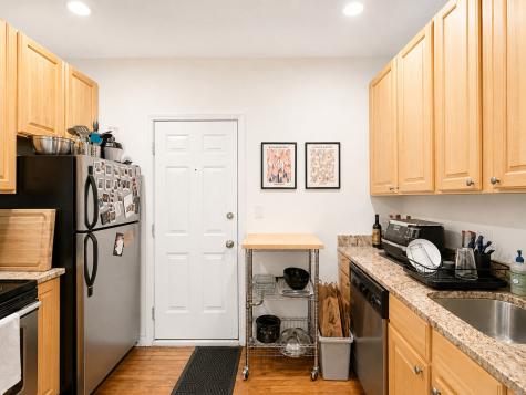 677.5 West Wrightwood Avenue Chicago IL 60614