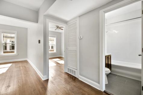 1110 West Glenlake Avenue Chicago IL 60660