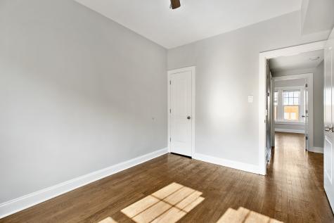 1110 West Glenlake Avenue Chicago IL 60660
