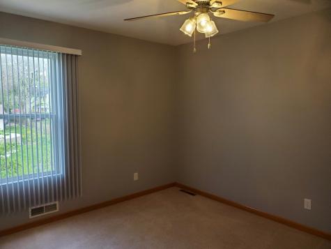 1961 Alinda Avenue Ottawa IL 61350