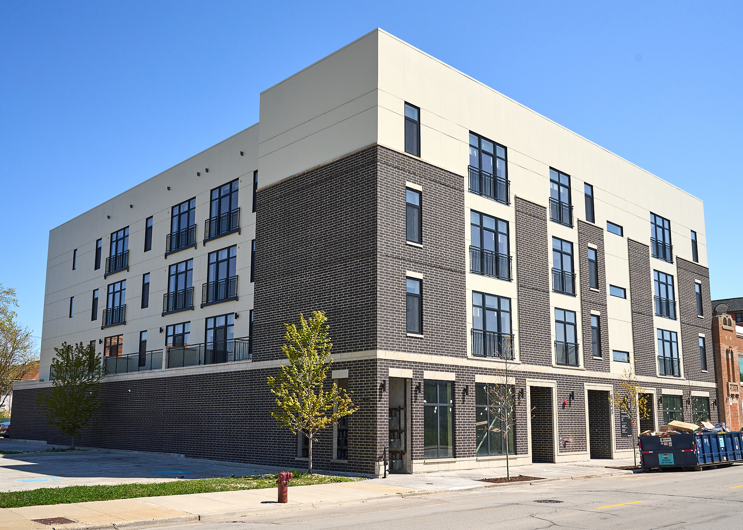 926 East 43rd Street Chicago IL 60653