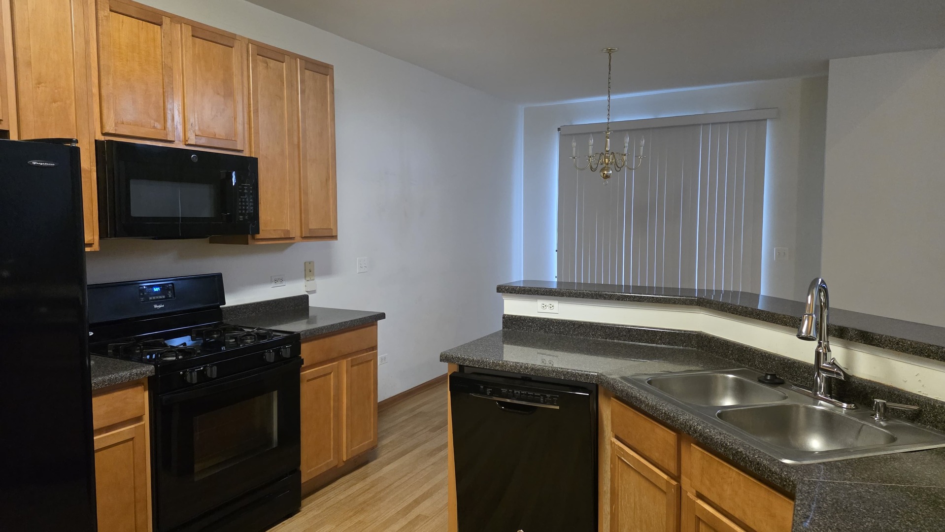 434 Vaughn Circle Aurora IL 60502