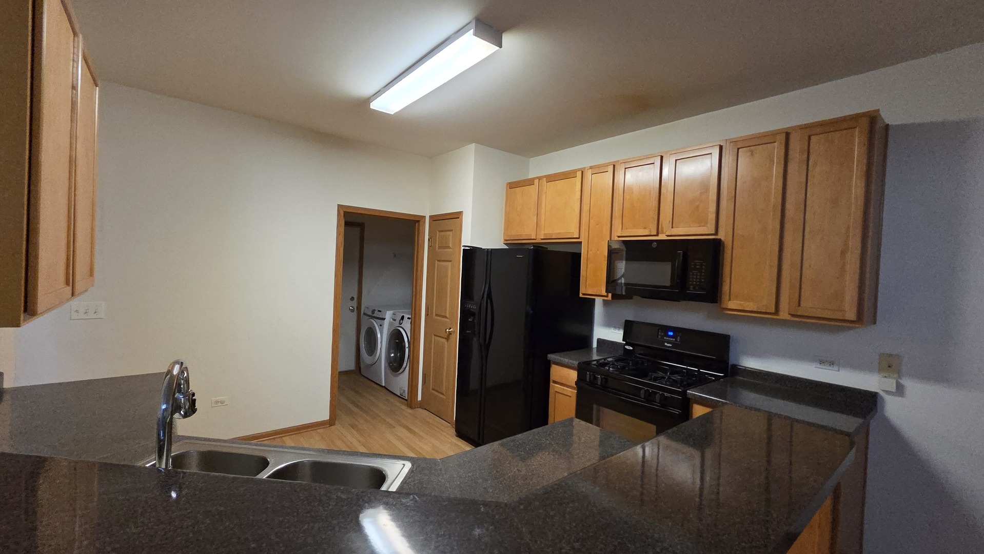 434 Vaughn Circle Aurora IL 60502