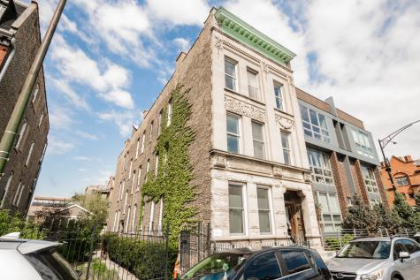 952 North Noble Street Chicago IL 60642