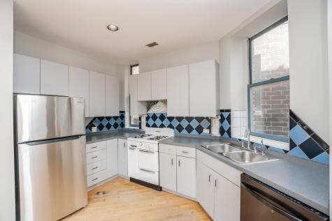 952 North Noble Street Chicago IL 60642