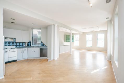 952 North Noble Street Chicago IL 60642