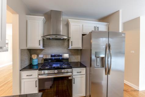 2431 Cobblewood Drive Northbrook IL 60062