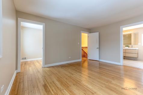 2431 Cobblewood Drive Northbrook IL 60062