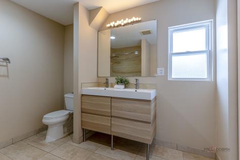 2431 Cobblewood Drive Northbrook IL 60062