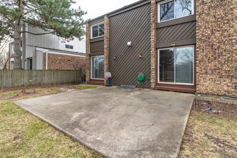 2431 Cobblewood Drive Northbrook IL 60062