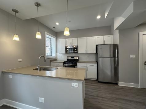 2053 West Iowa Street Chicago IL 60622