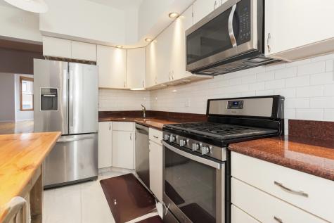2204 North Clybourn Avenue Chicago IL 60614