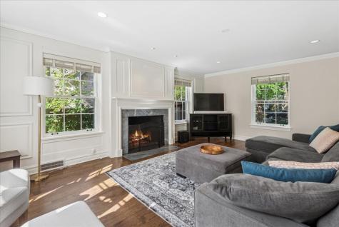 526 Orchard Lane Winnetka IL 60093