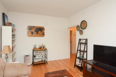 1929 West Crystal Street Chicago IL 60622