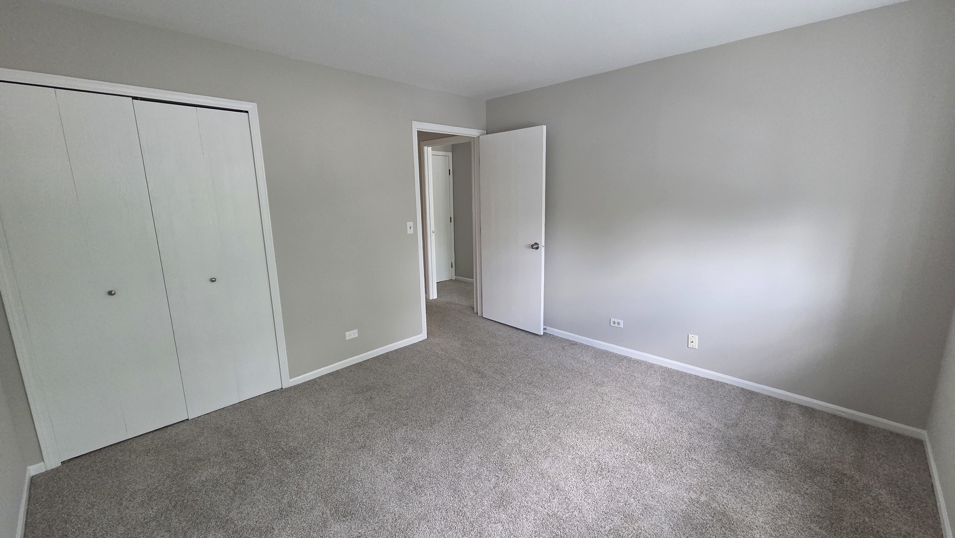 224 Westminster Court Schaumburg IL 60193