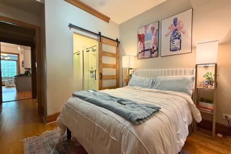 3727 North Lakewood Avenue Chicago IL 60613