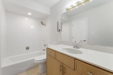 15826 Farm Hill Drive Orland Park IL 60462