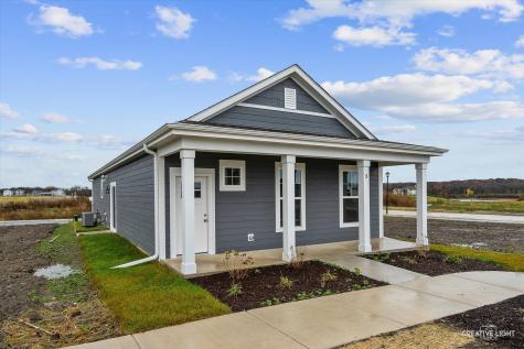 3 Dogwood Way Ottawa IL 61350