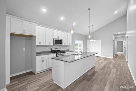 3 Dogwood Way Ottawa IL 61350