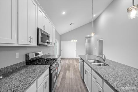 3 Dogwood Way Ottawa IL 61350
