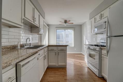 7010 Barrington Court Woodridge IL 60517