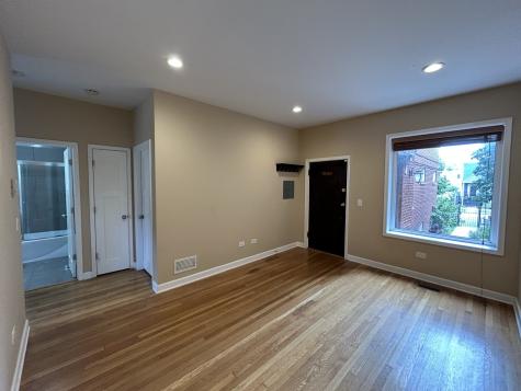 2734 North Campbell Avenue Chicago IL 60647