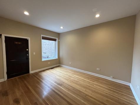 2734 North Campbell Avenue Chicago IL 60647
