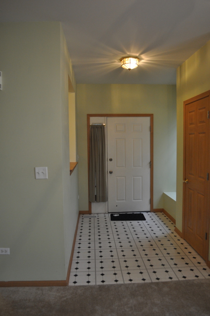 819 Genesee Drive Naperville IL 60563