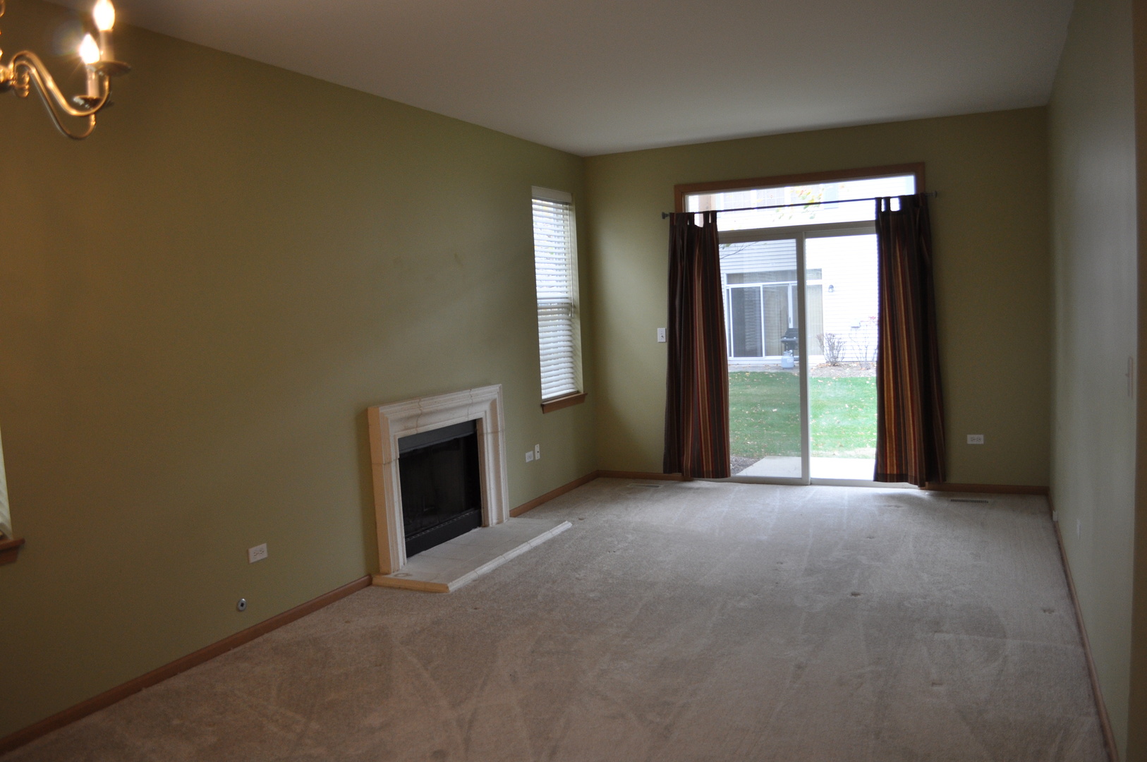 819 Genesee Drive Naperville IL 60563